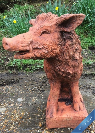 Wildschwein Statuen Paar