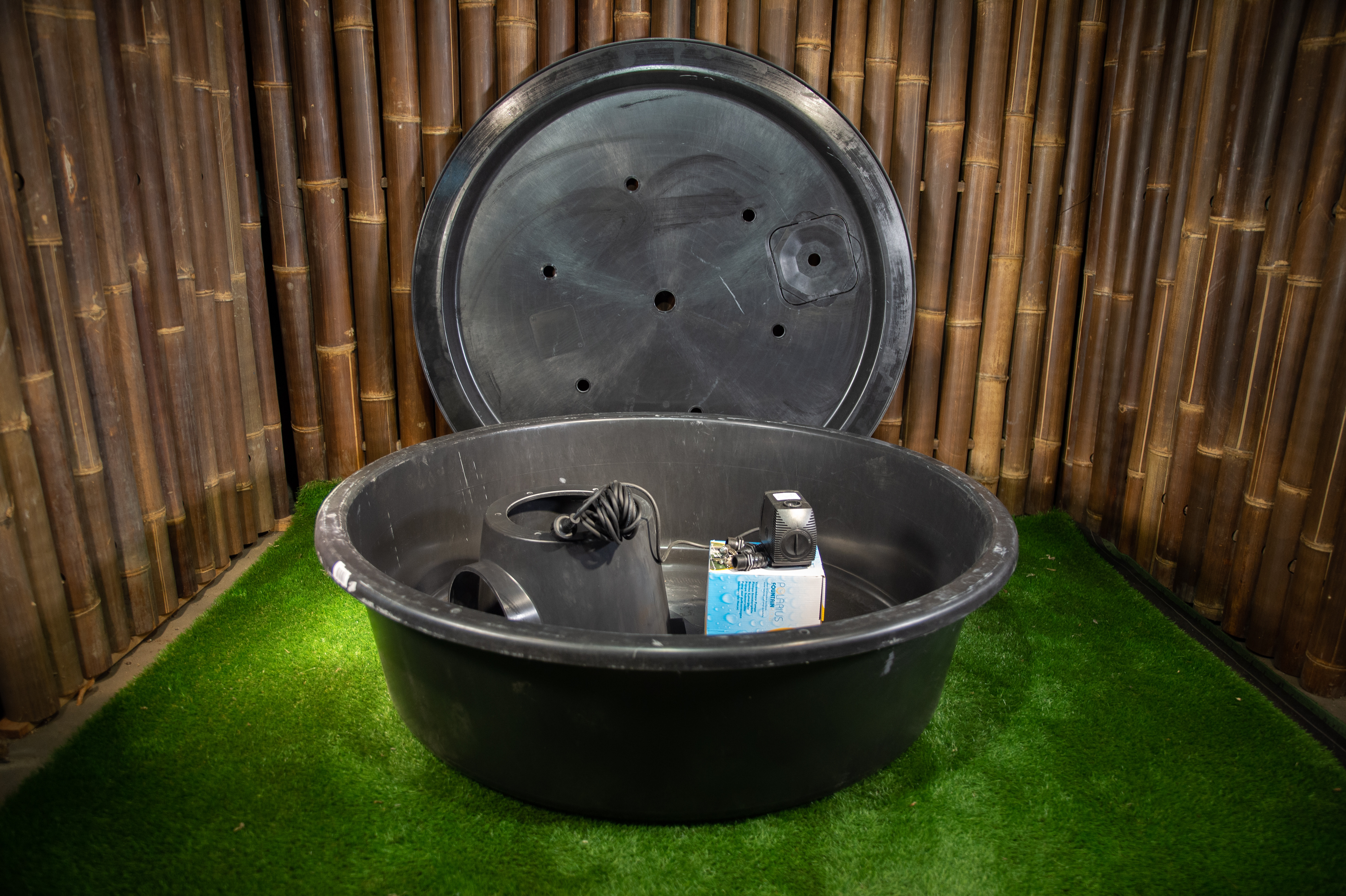 Fiberglas Becken mit und ohne Abdeckplatte für Wasserspiele