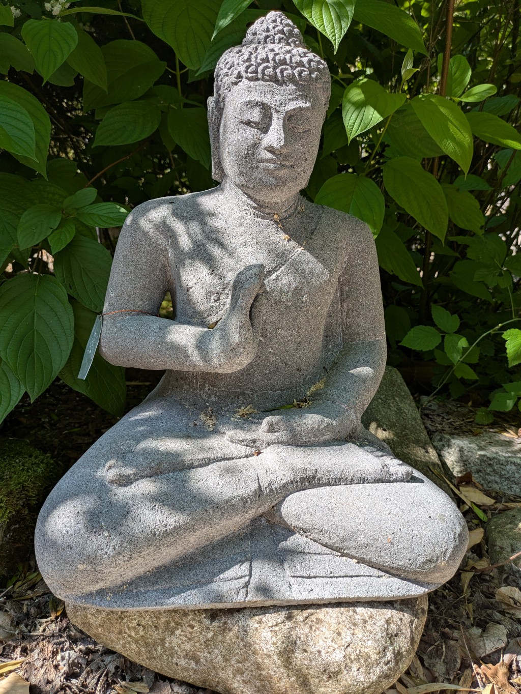 Buddha Rad der Lehre aus Lavastein 53cm