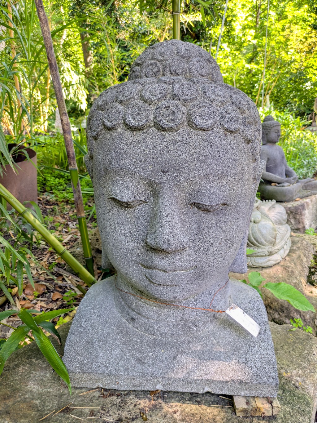 Großer Buddhakopf - Lavastein 80cm