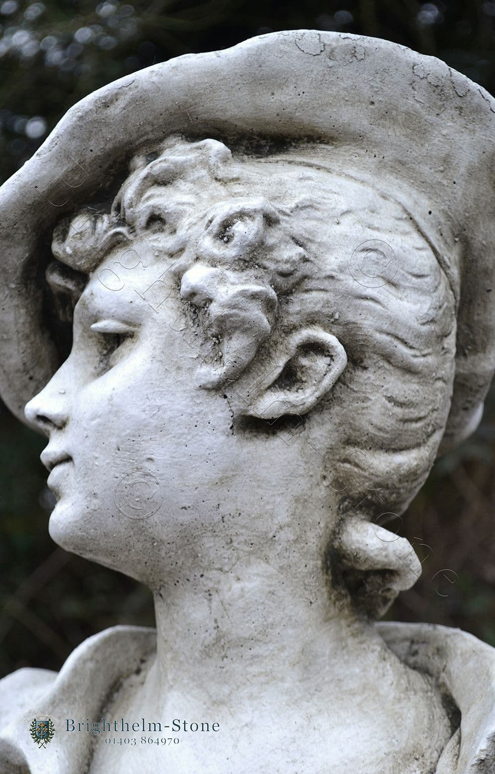 Lady ´´La Canotiere´´ Büste - Steinfigur