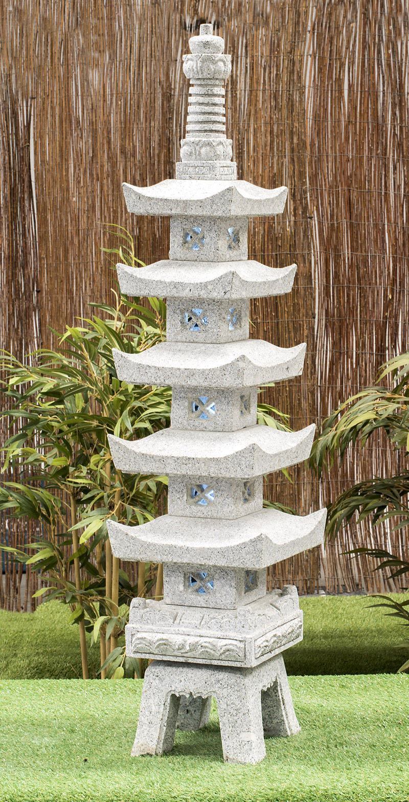 Japanische Steinpagode, 5 Ebenen aus Granitstein