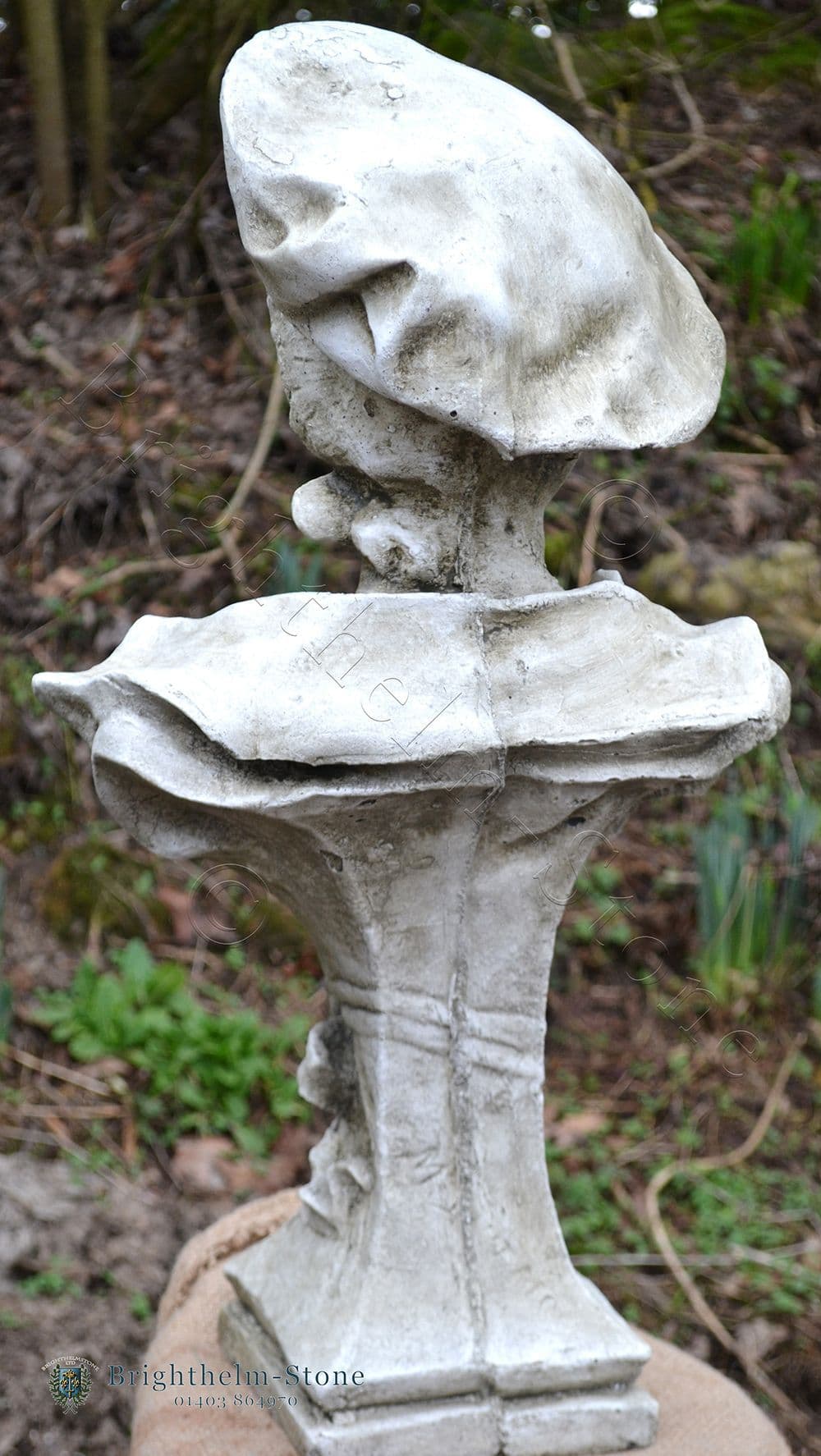 Lady ´´La Canotiere´´ Büste - Steinfigur