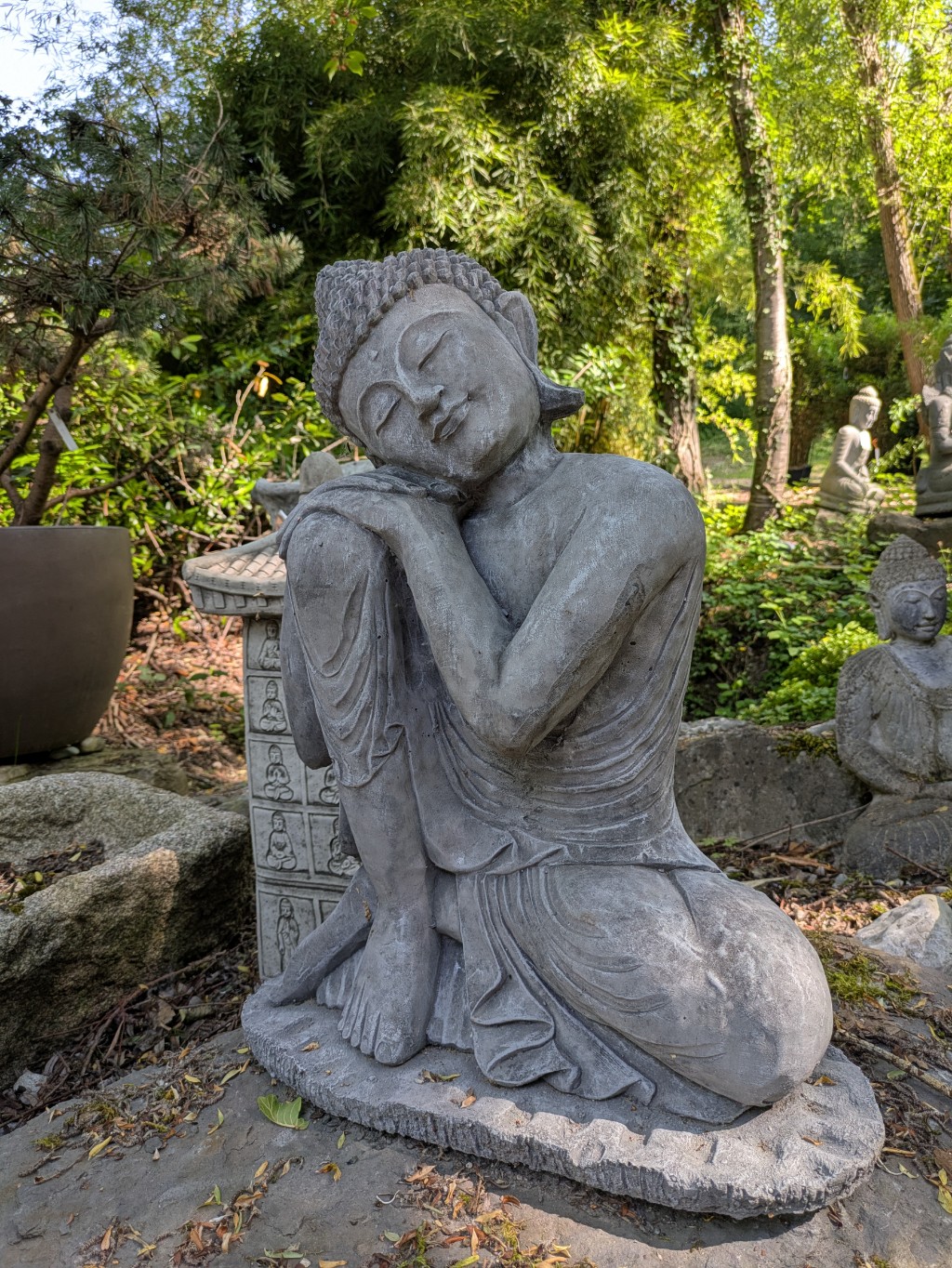 Rahman, Buddha entspannt mit Kopf auf einem Bein 65cm