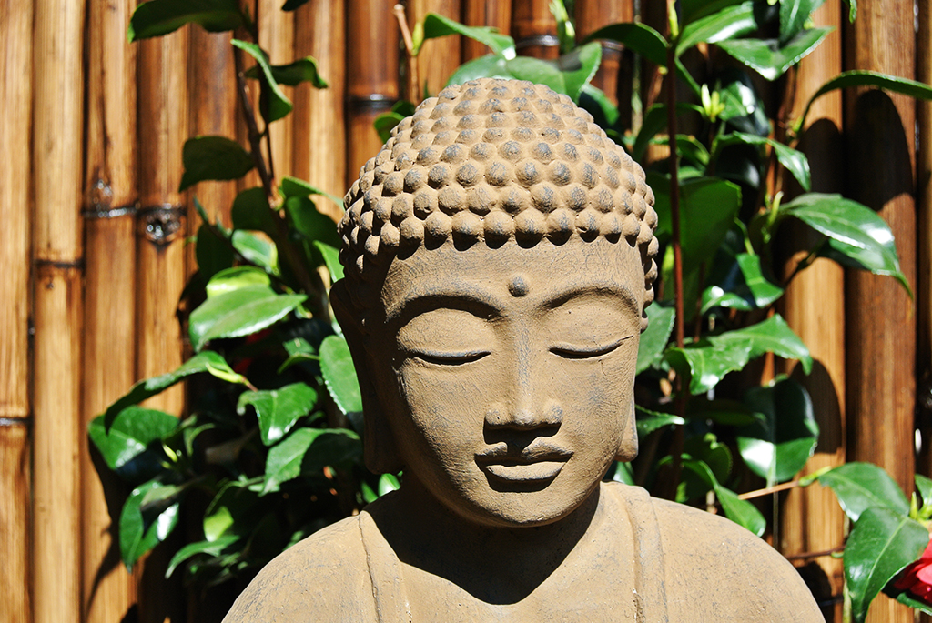 BuddhaSitzMedi-Beige3 Japanischer Buddha aus Lavastein - 40cm