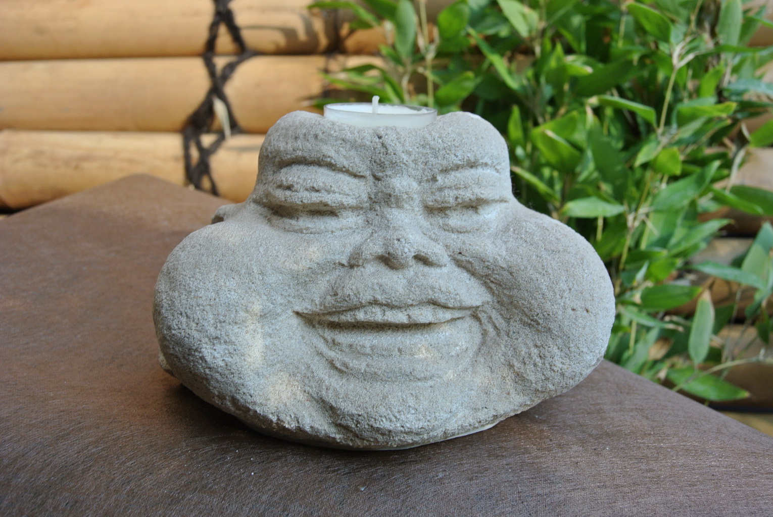 Teelichthalter lachendes Gesicht