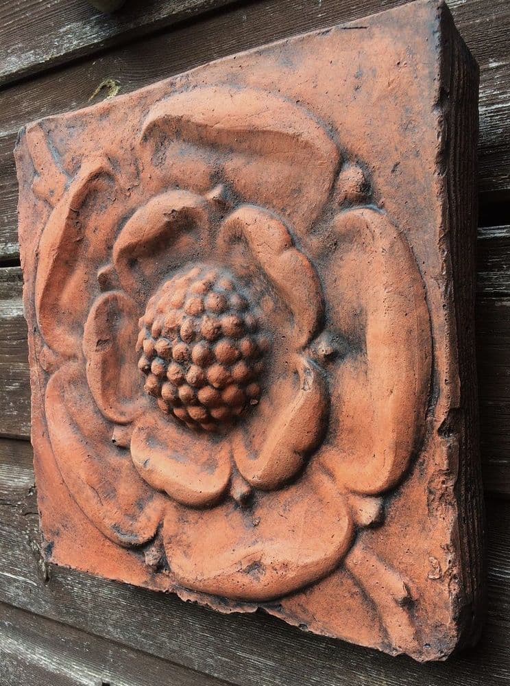 Tudor Rose Wandfliese