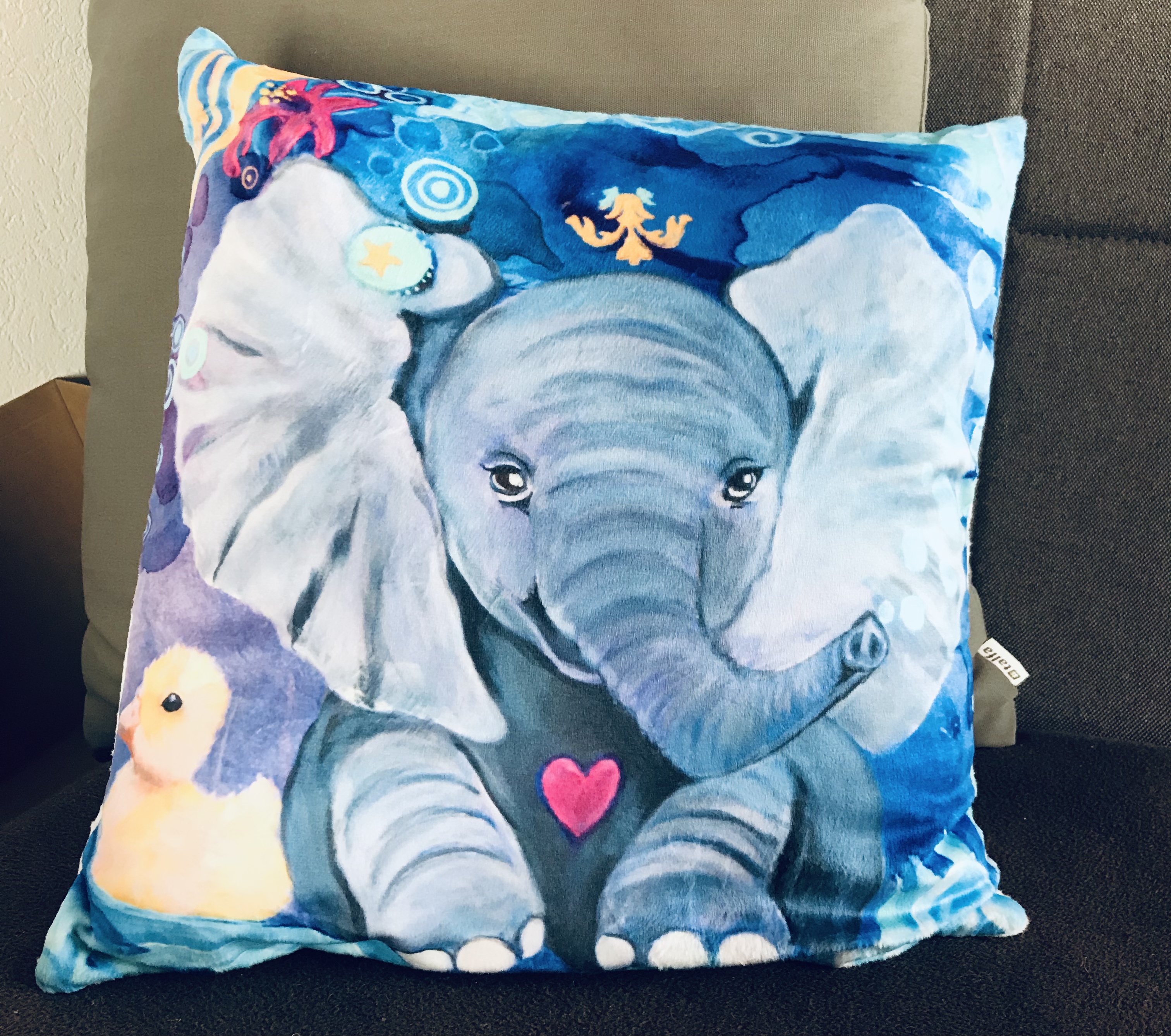 C8C750AD-3695-4DD4-BAF3-48185ADD1C87 Kunst Kissen- fine art cushion