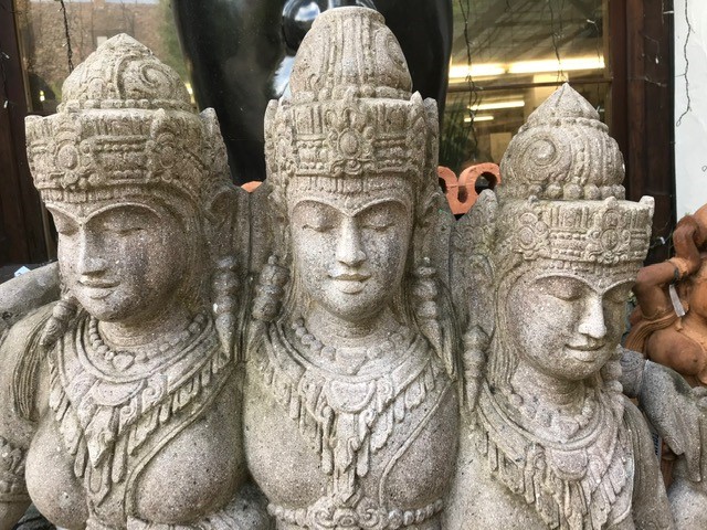 Rama-Shinta-135cm-nah Rama Shinta - Symbol der Loyalität