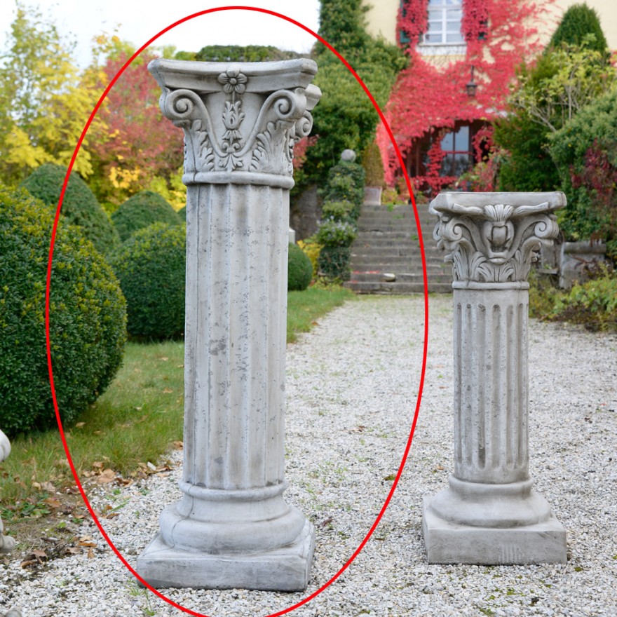 Schöne hohe Säule
