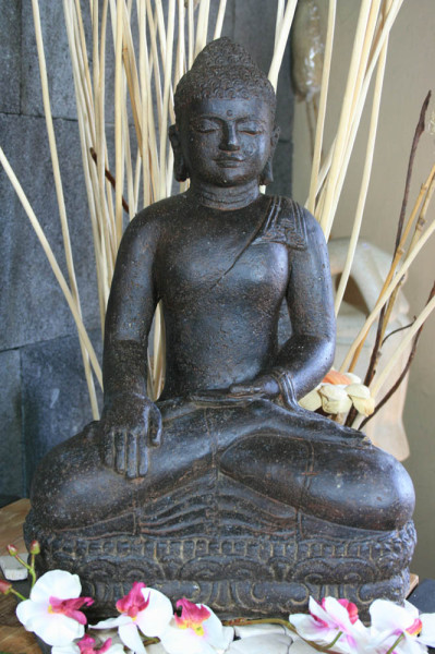 Buddha Handhaltung Erdberührung - 46cm