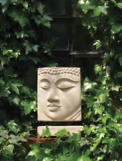 Buddha Relief auf Stele