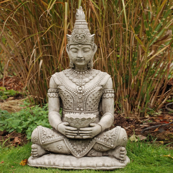 Schöner Buddha mit Schale