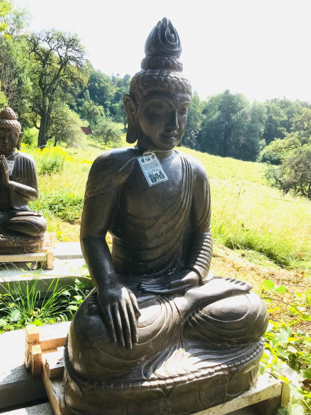 Buddha sitzend aus Riverstone - 103cm