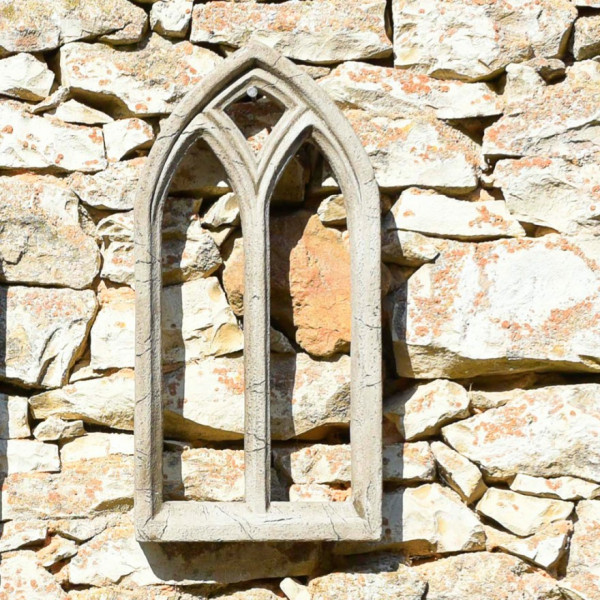 Gotisches Bogenfenster